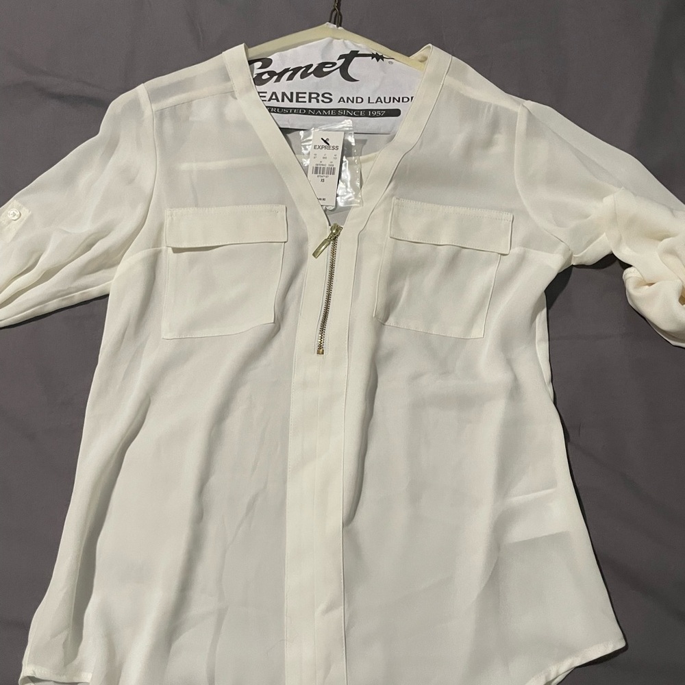 NWT women’s express blouse
